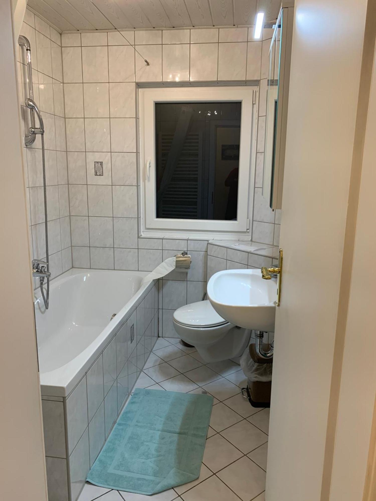 Moderne 2 Zimmer Wohnung Mit Vollausstattung Ketsch Ngoại thất bức ảnh